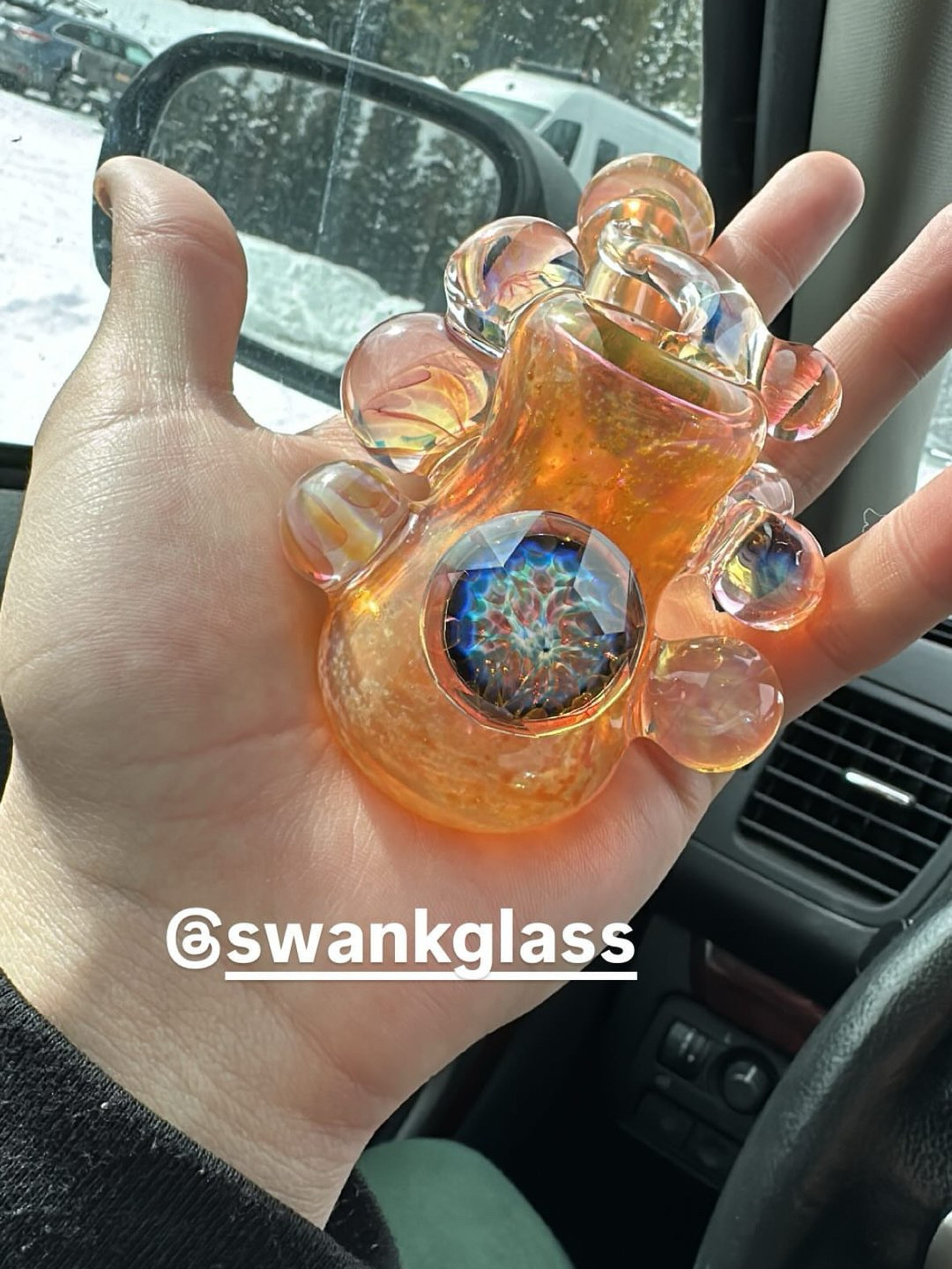Preview pic of Swank Glass Hammer