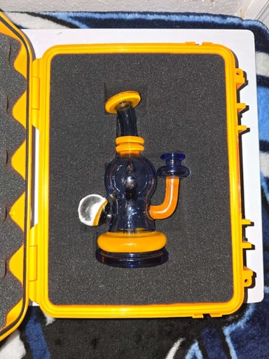 Preview pic of Derek Boro Boy Glass
