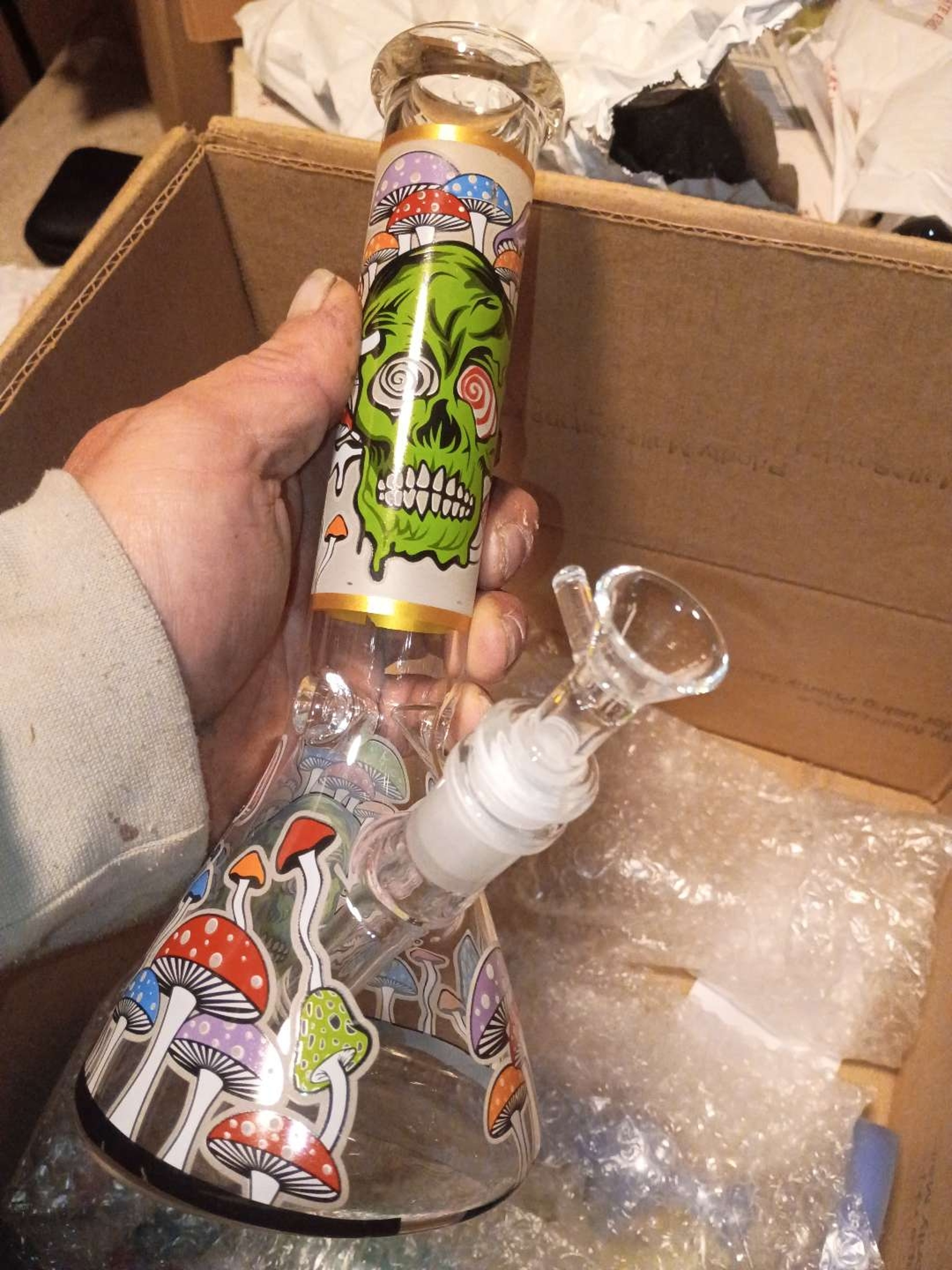 Glow in the dark bong image 0