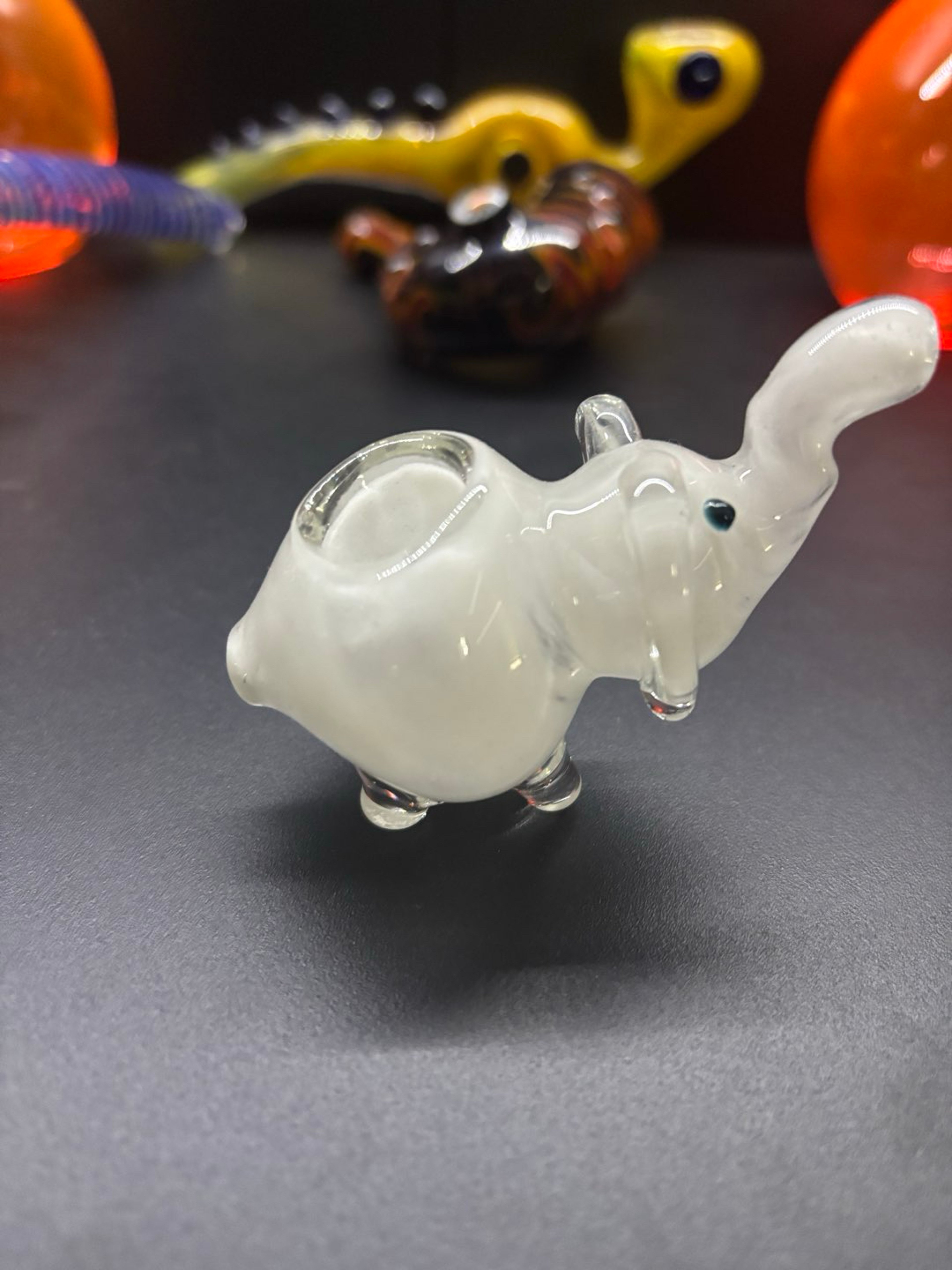 White glass elephant pipe image 0