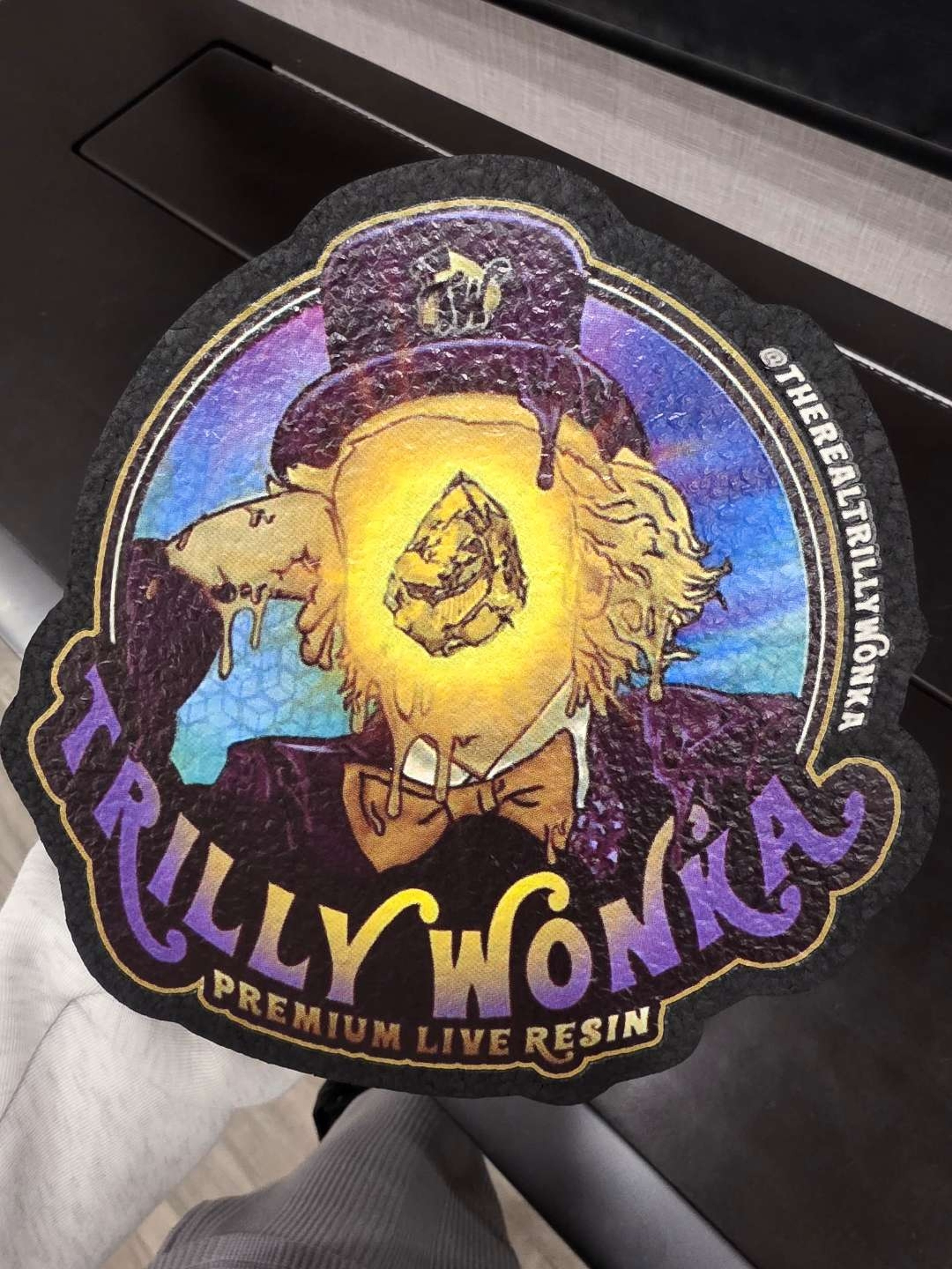 Preview pic of Trilly Wonka x Moodmat
