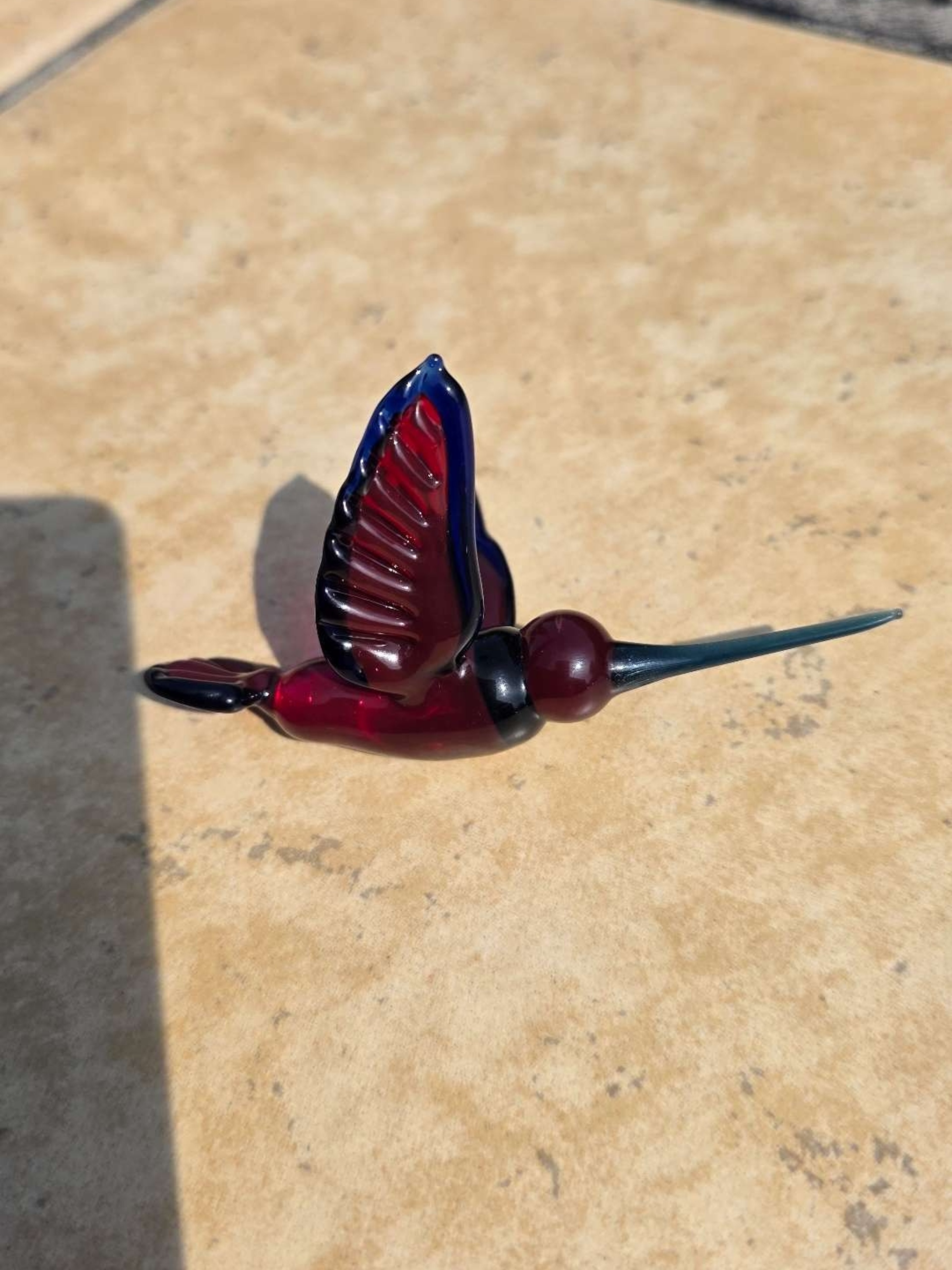 Preview pic of Glass hummingbird