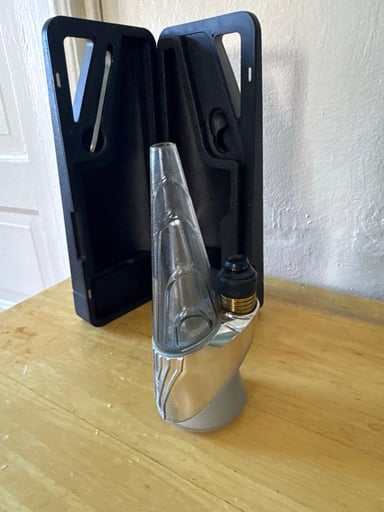 Preview pic of Puffco Pro guardian edition with 3D XL chamber