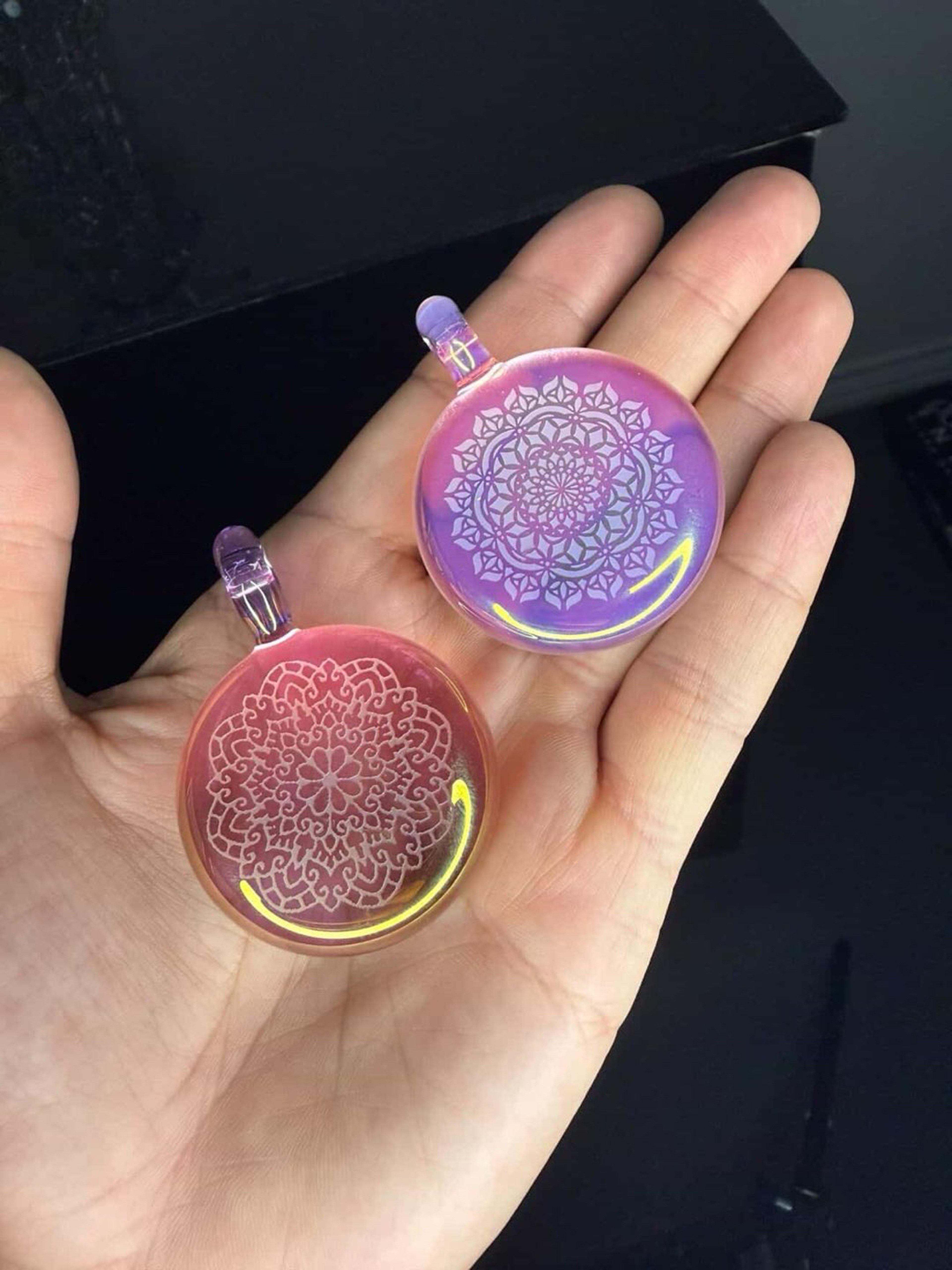 Preview pic of Kage glass pendy choose 1 at check out