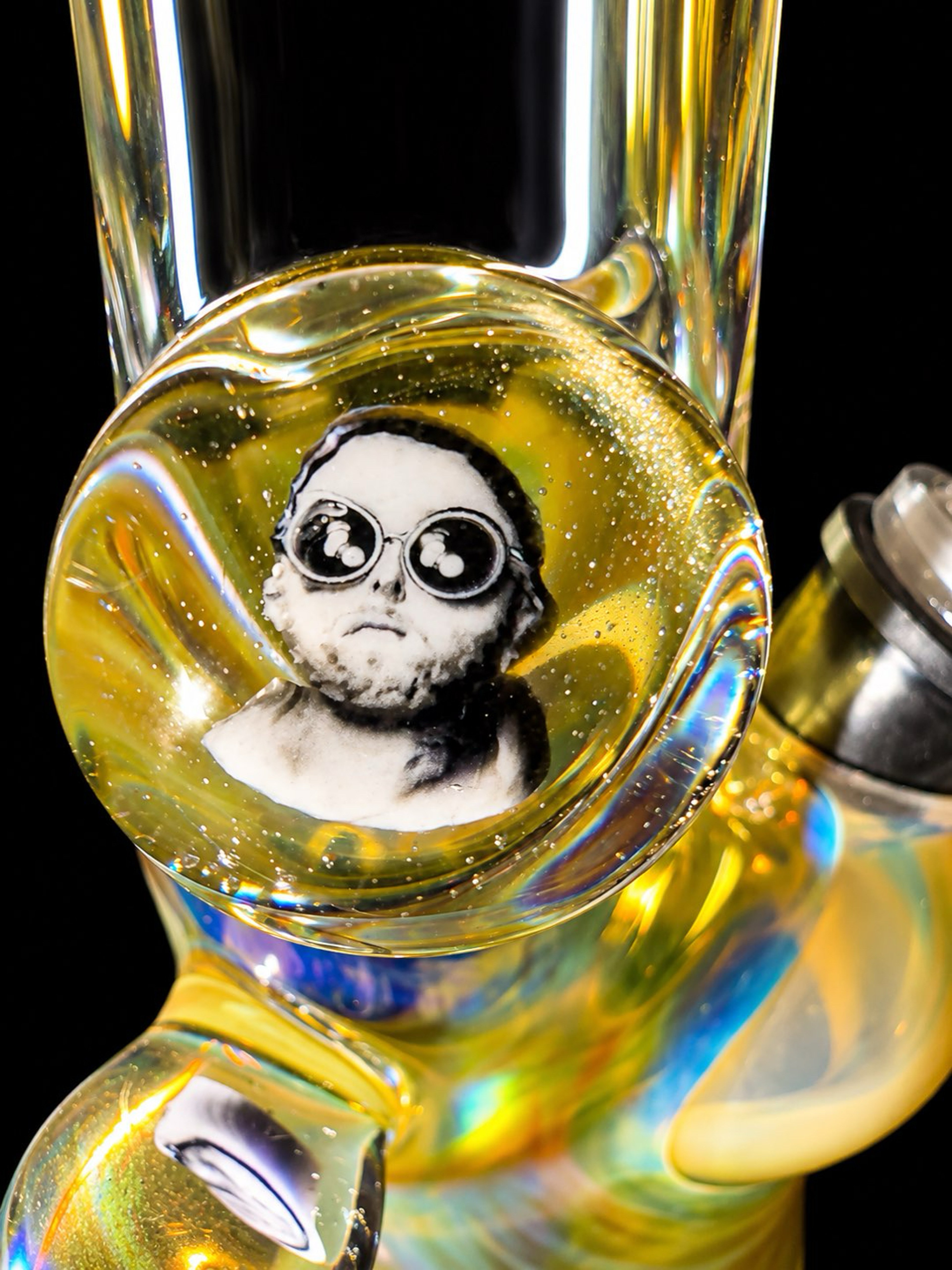 Preview pic of Travis wigger snodgrass Chong 420 bong pipe