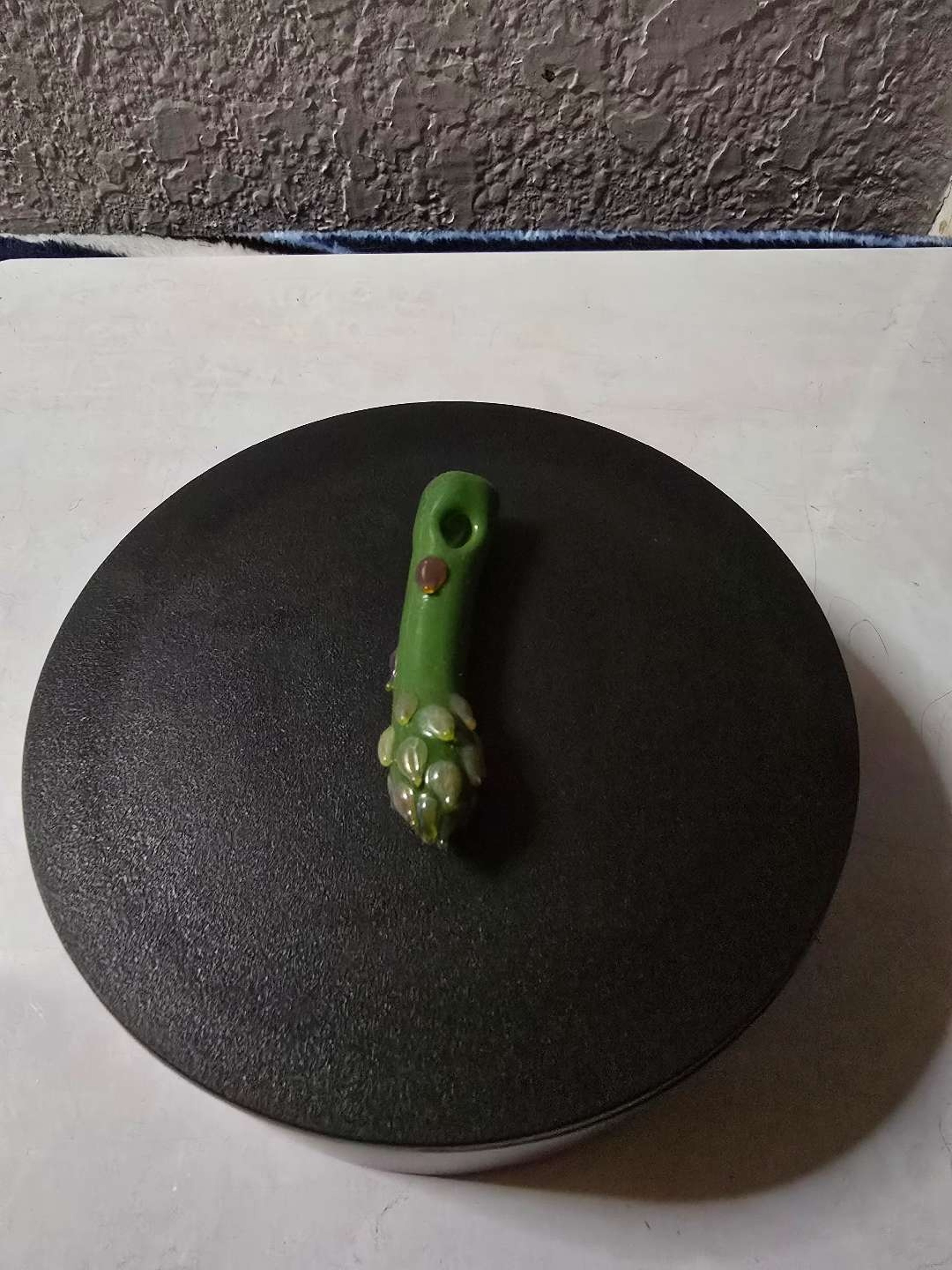 Preview pic of J Smart Asparagus Pendant