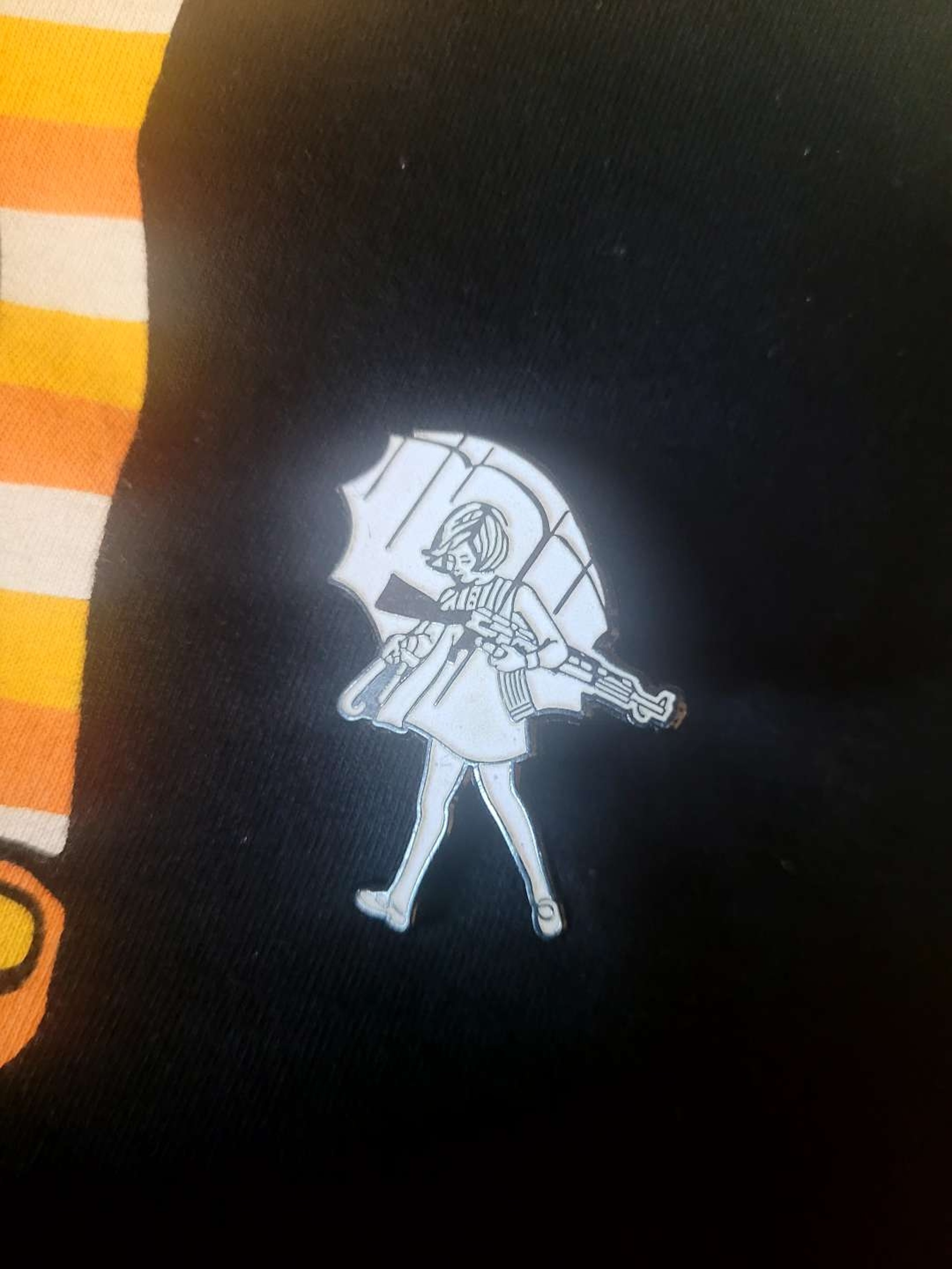 Preview pic of Slinger Hat Pin