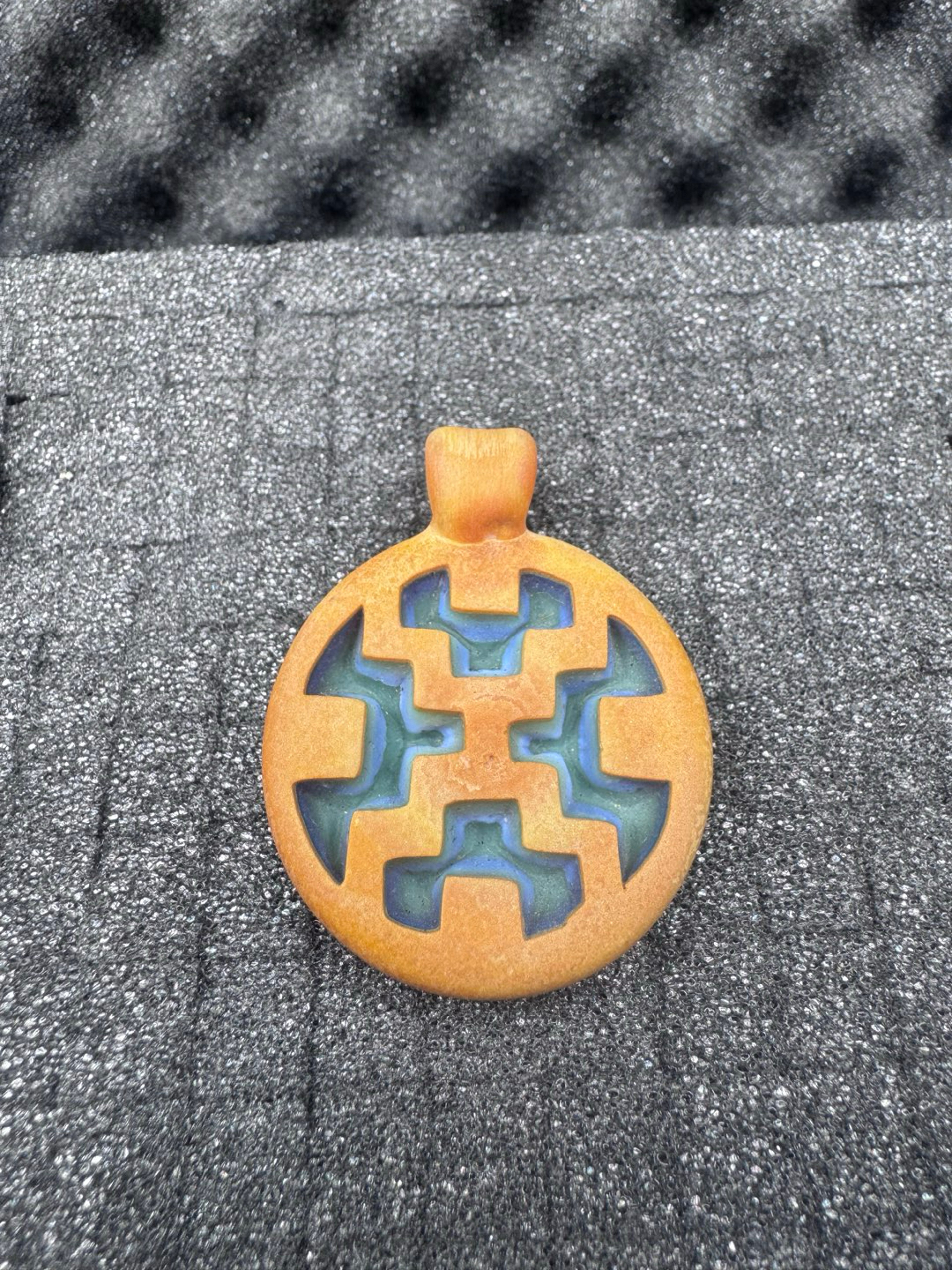 Preview pic of Mesonja pendant