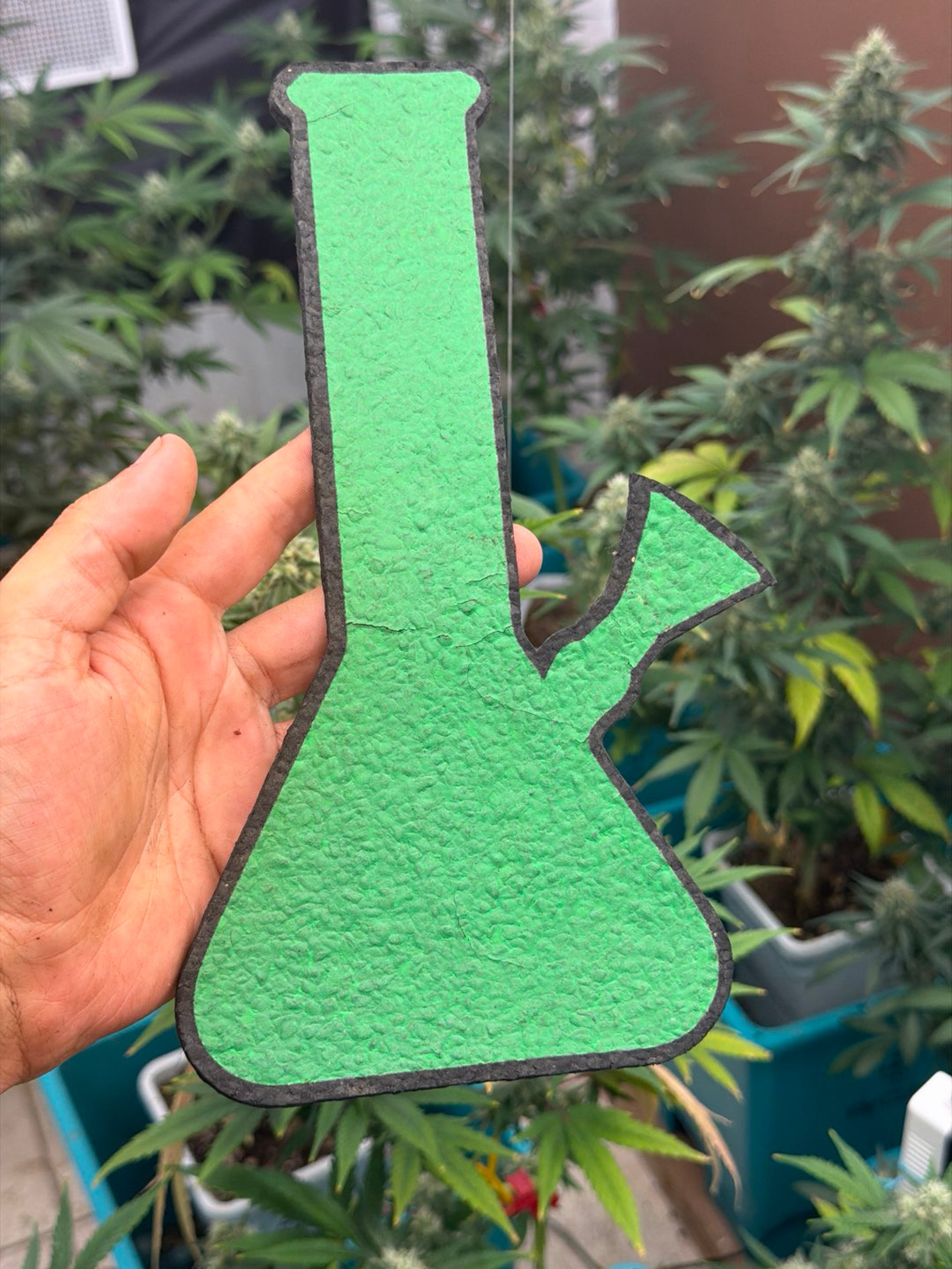 Preview pic of OG GP Bong Mat