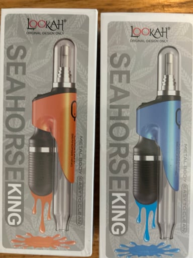 Preview pic of 2 pack lookah seahorse king brand new sealed