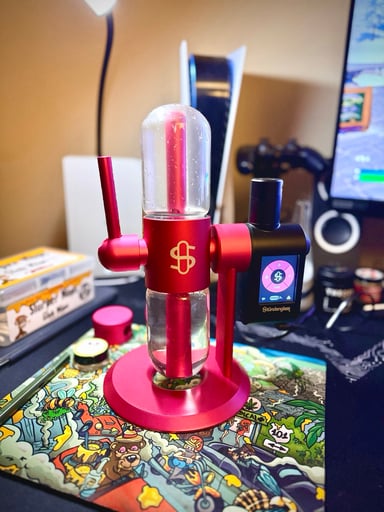 Preview pic of Stündenglass Gravity Bong