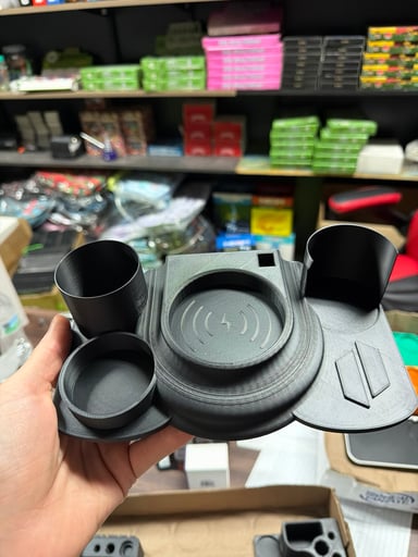 Preview pic of Puffco charging dock
