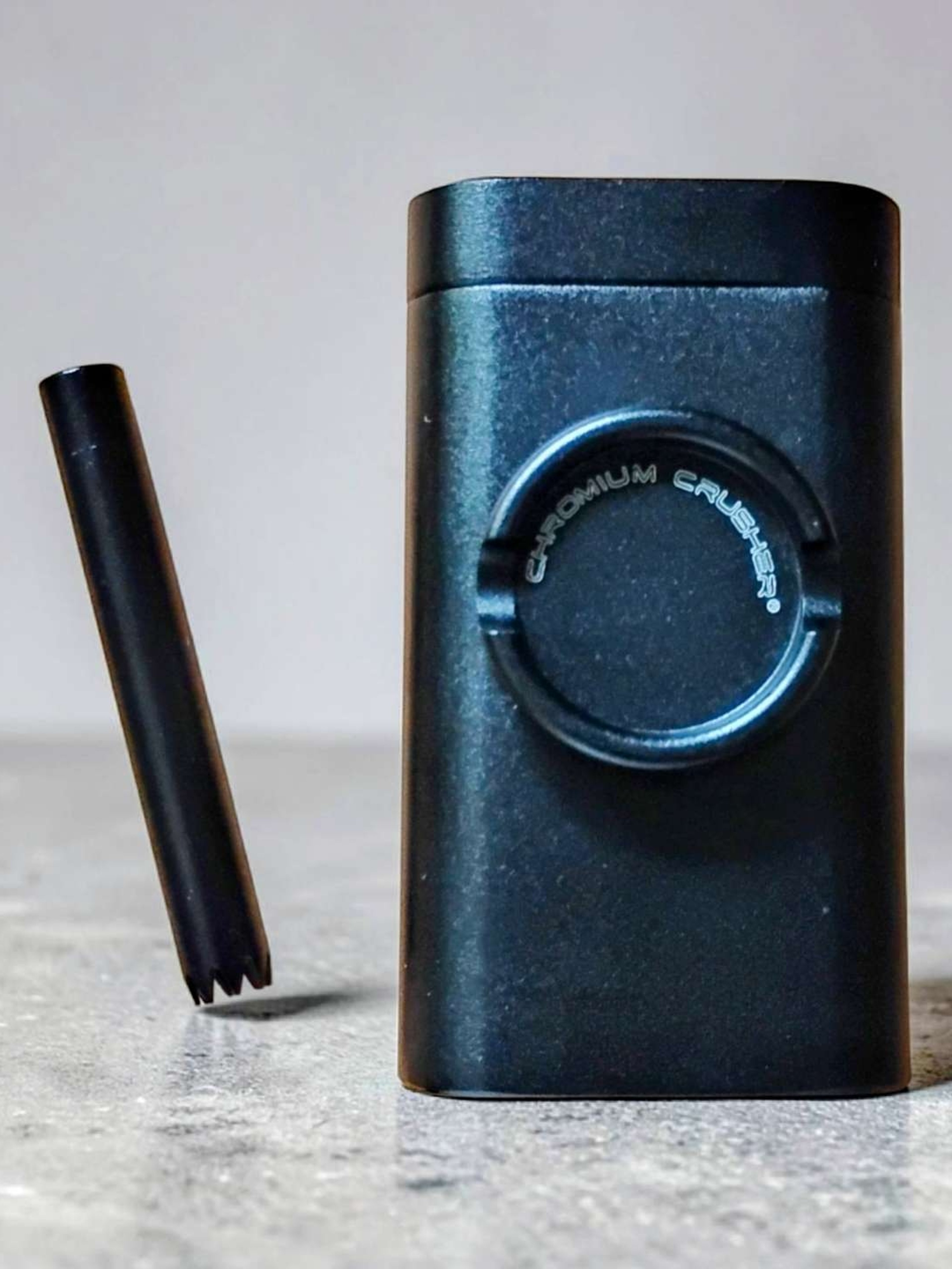 Preview pic of Black Dugout Built-in Grinder One Hitter
