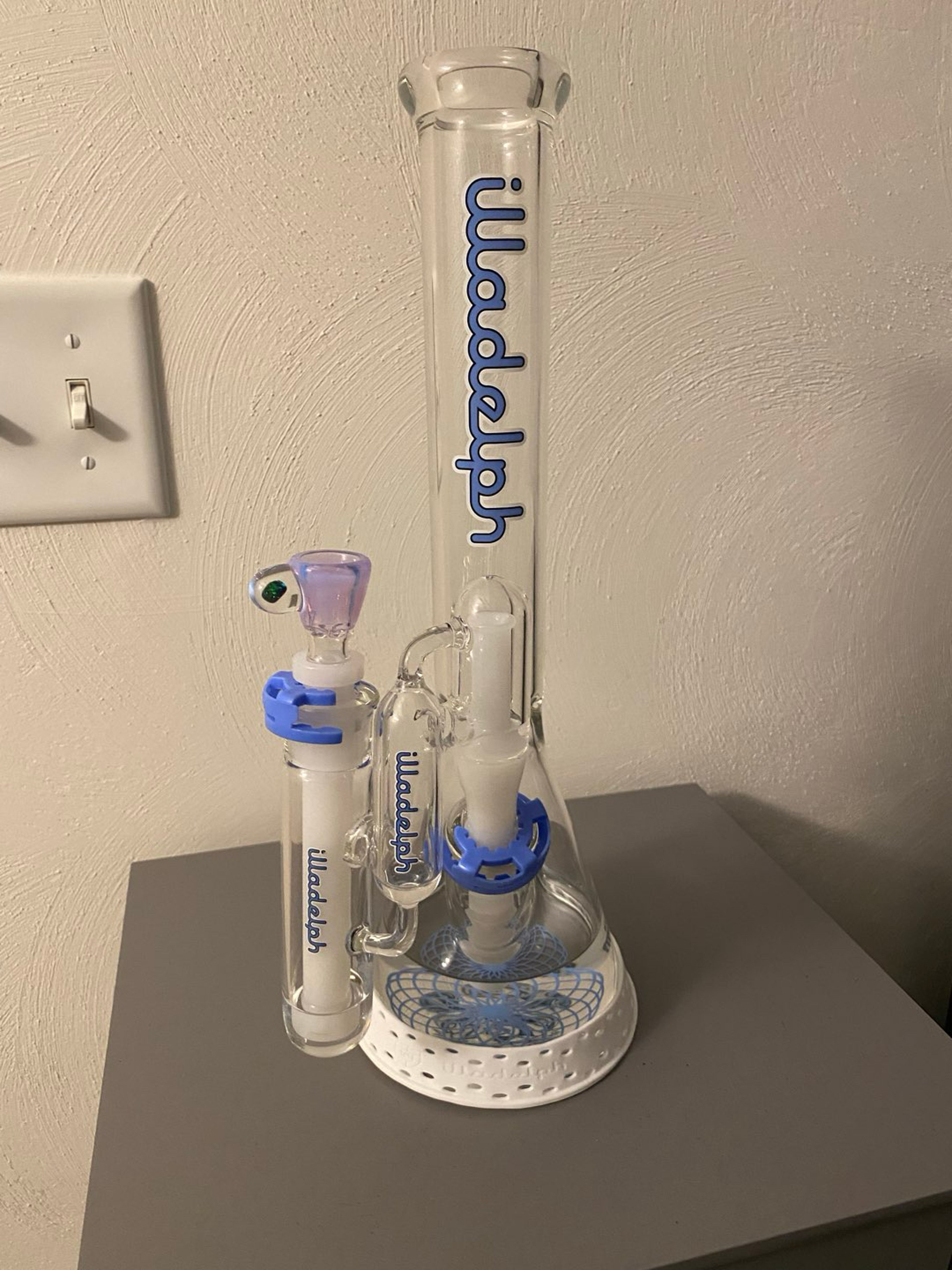 Illadelph blue mini beaker w/ AC image 0