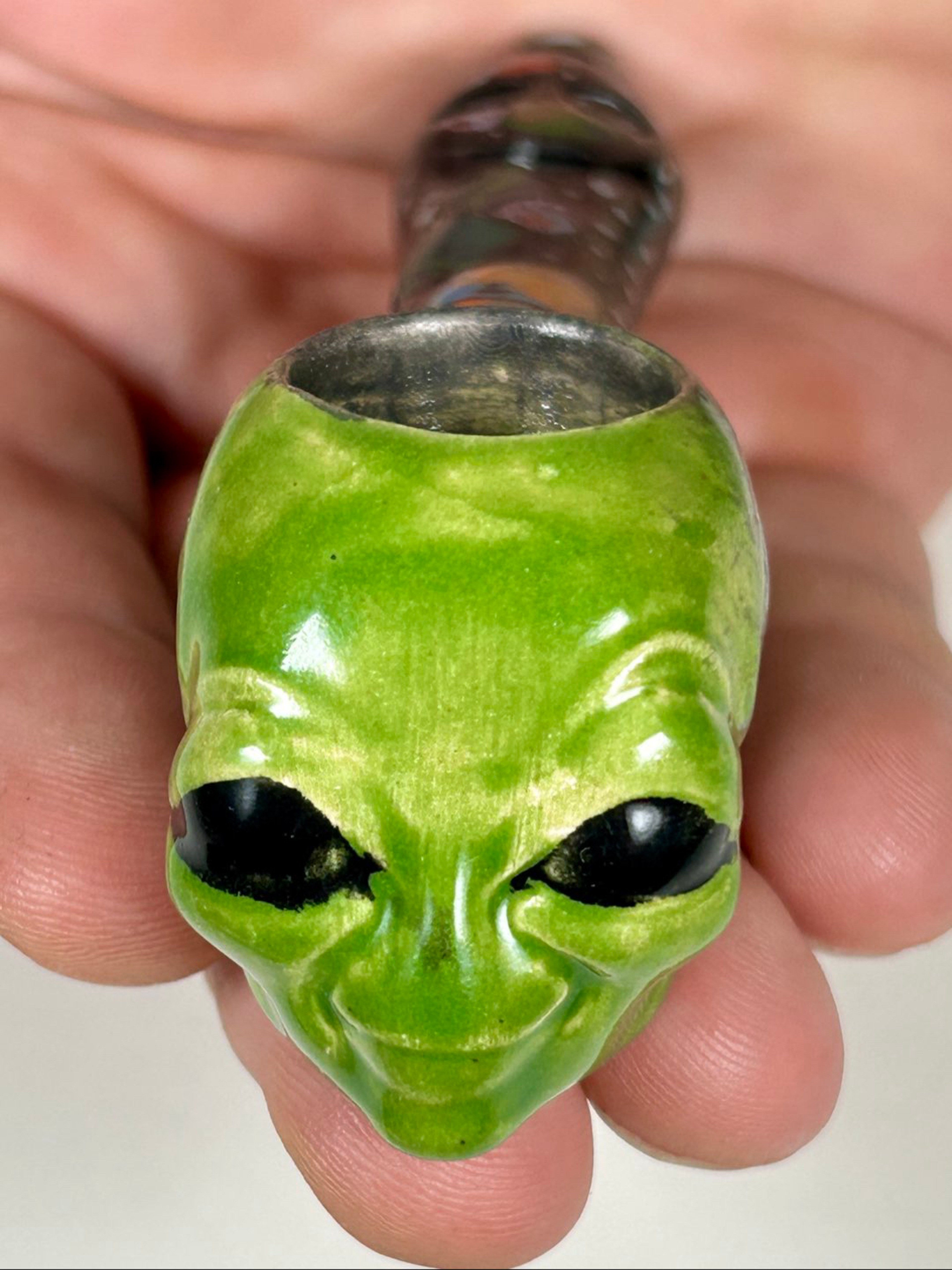 Preview pic of Alien Pipe - 4.5 Inches - Ceramic - Galaxy Design