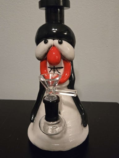 Preview pic of Penguin bong