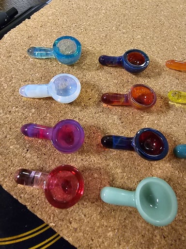 Preview pic of DRM GLASS SCOOPERS