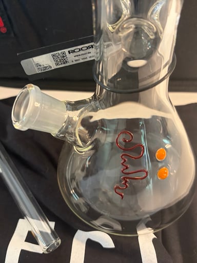Preview pic of ROOR Glass Bong - Brand New