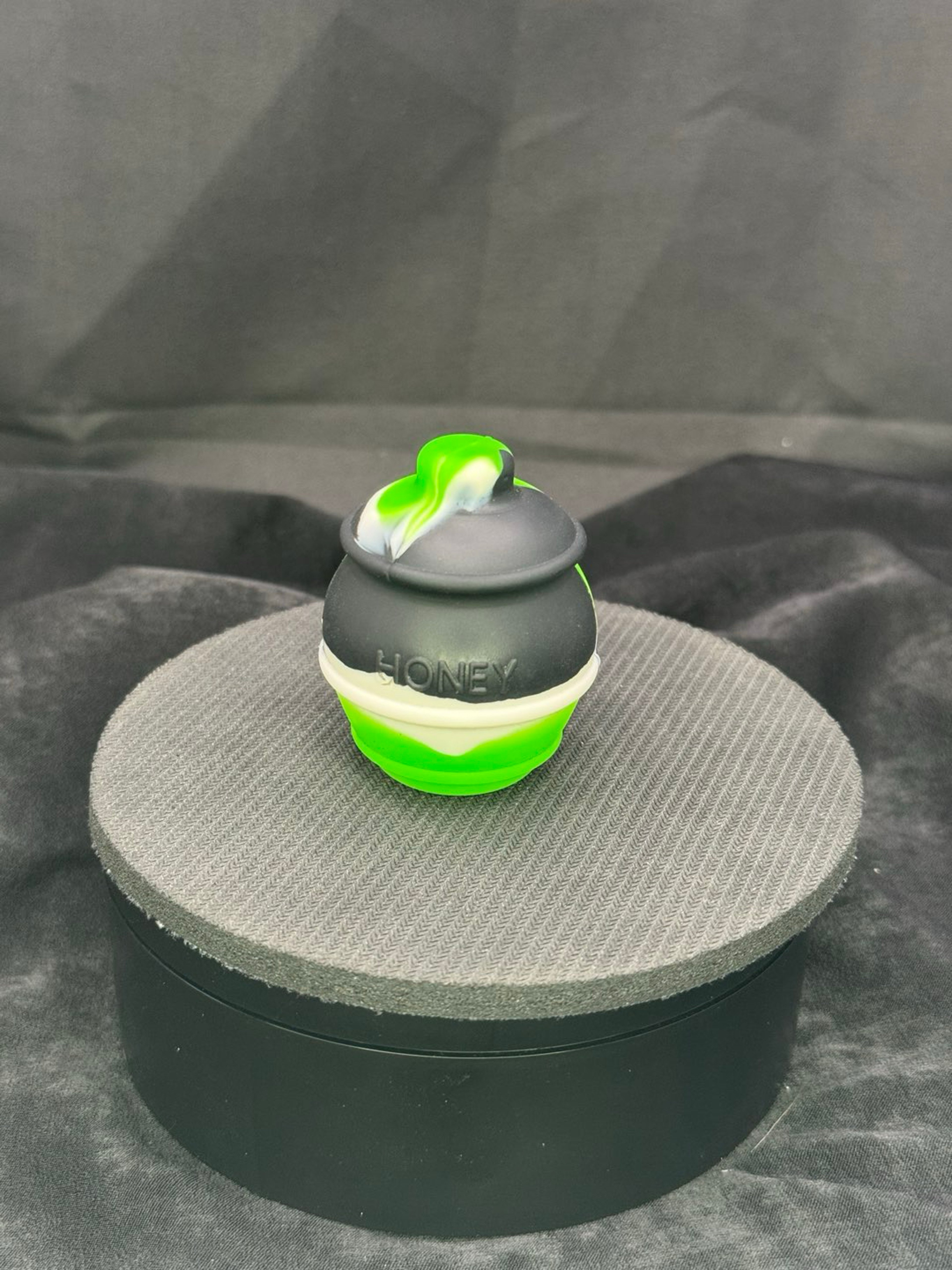 Preview pic of Honey Pot