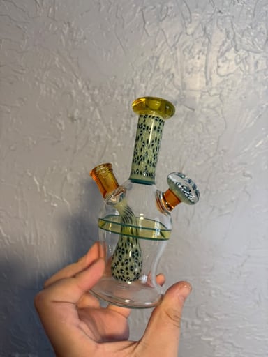 Preview pic of Car wash glass