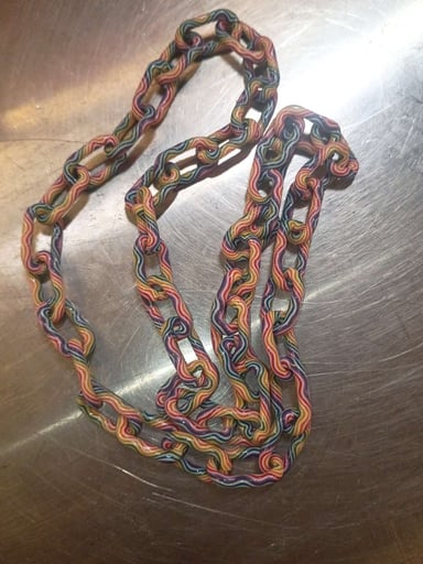 Preview pic of Rainbow wigwag chain