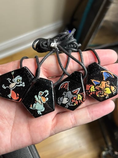 Preview pic of Pokémon Pendant Collection