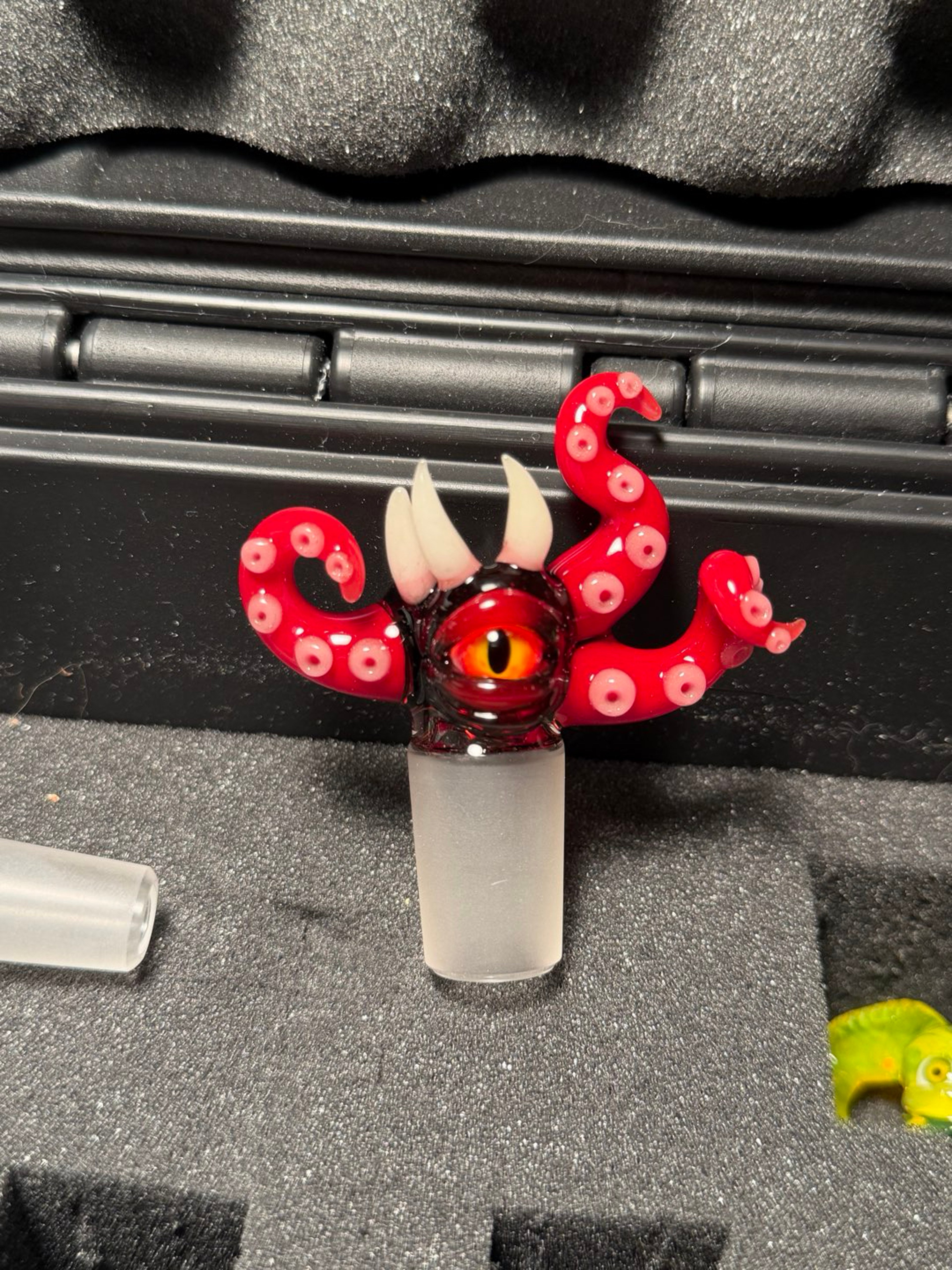 Red and black tentacle salt glass slide image 0