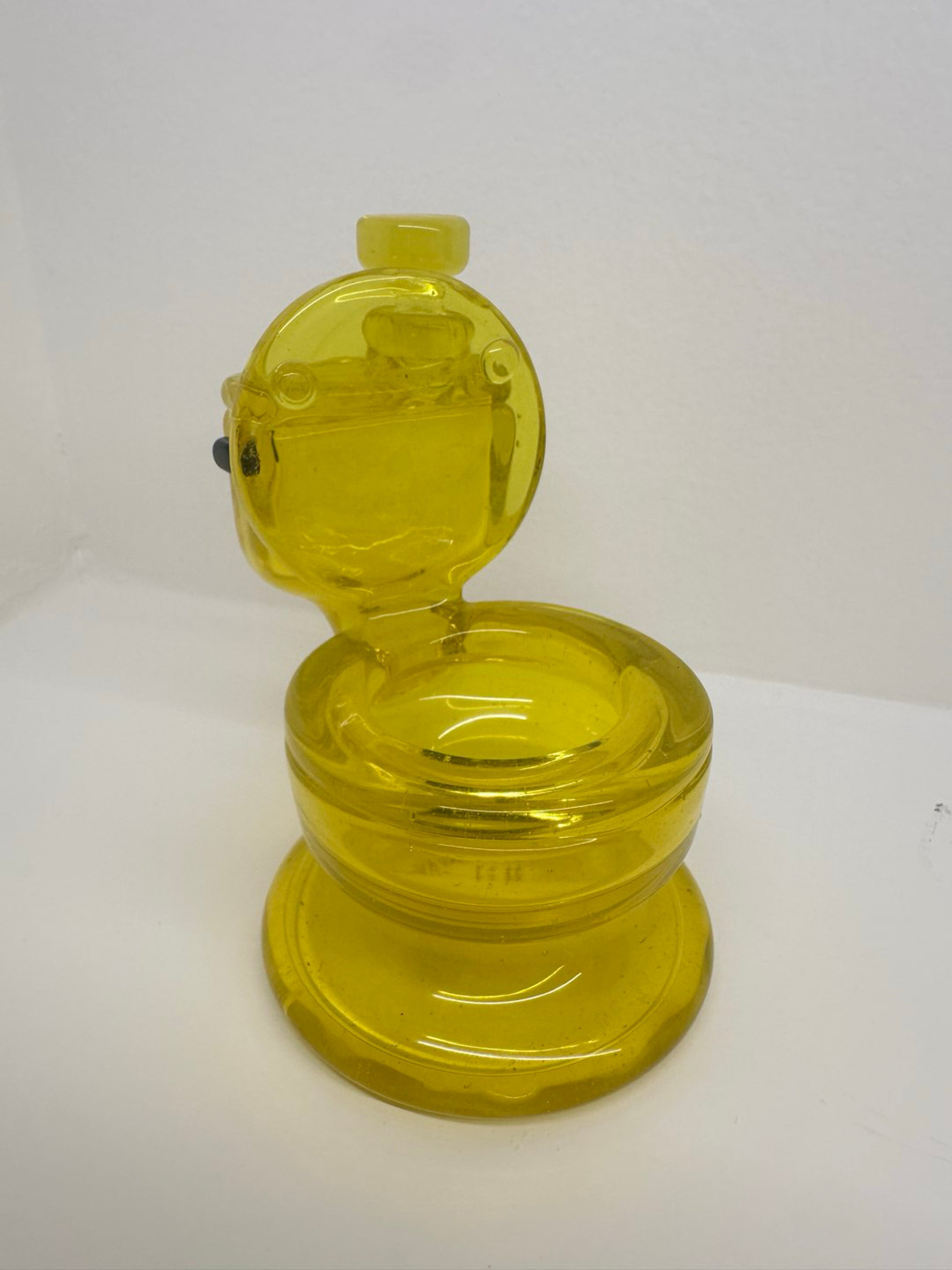 Preview pic of Ouchkick toilet (CFL)
