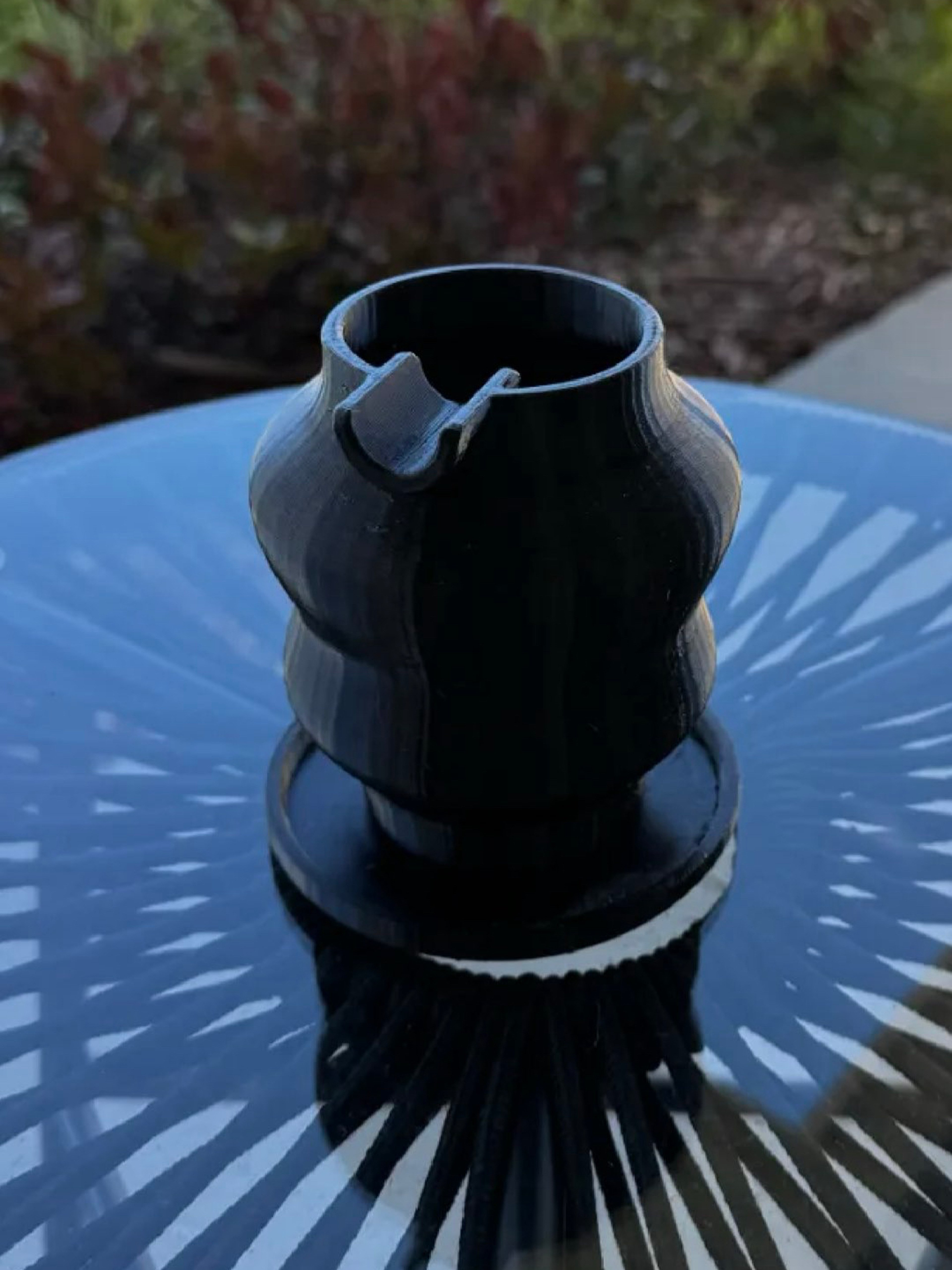 Preview pic of 🌿 Terracotta/Planter Inspired Ashtray – Custom Glossy Black Plant Pot Design 💨(Multiple Colors)