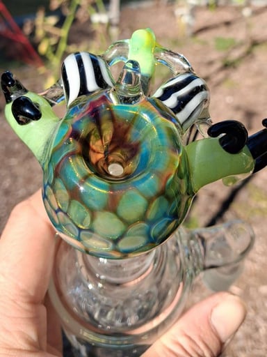 Preview pic of Horny Honeycomb Slide 18mm