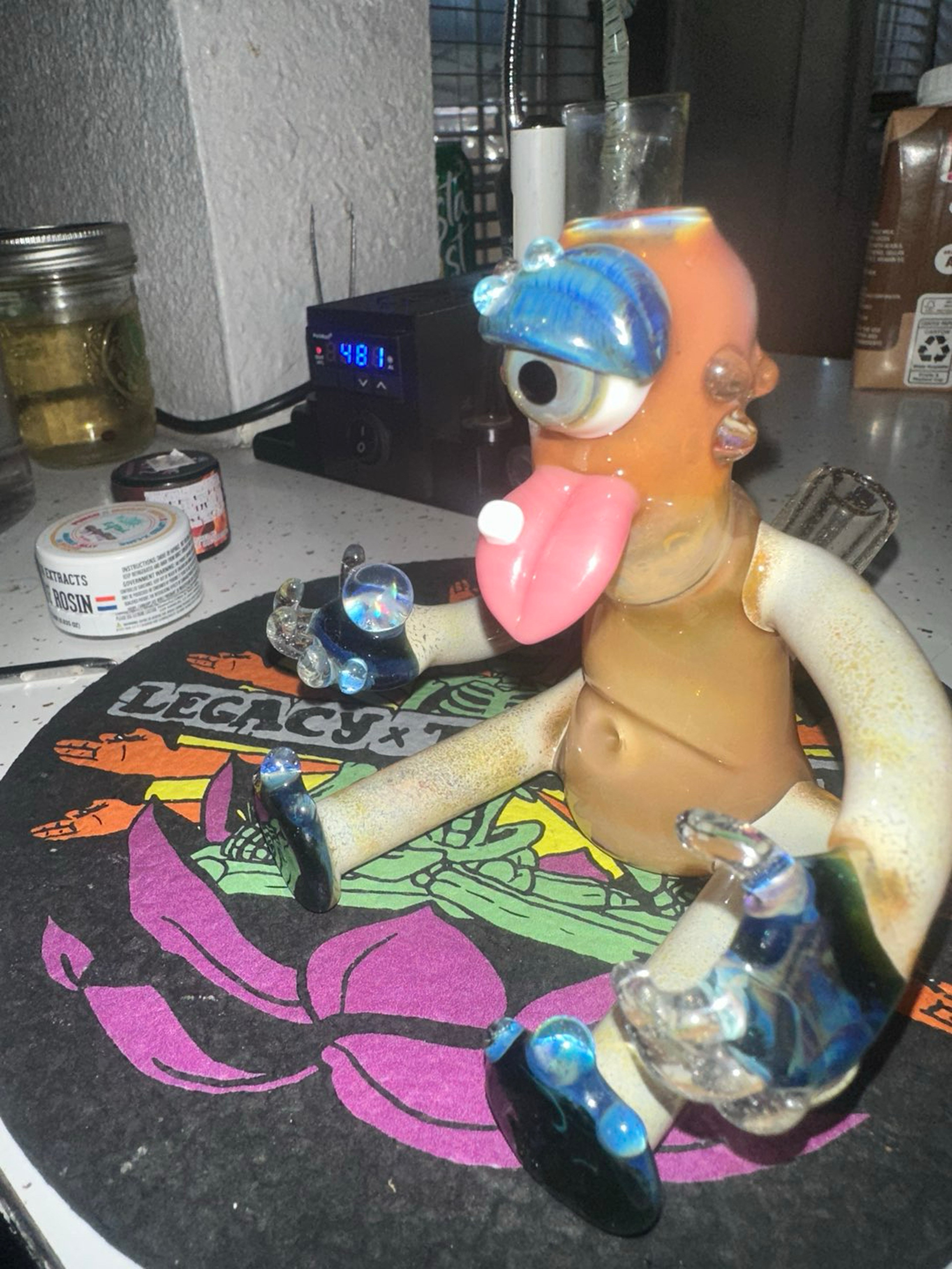 Preview pic of Fisk Glass Acid Monster