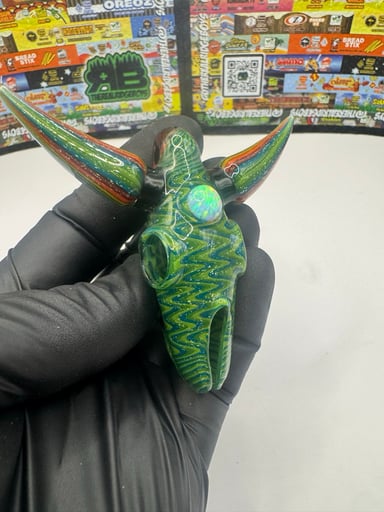 Preview pic of Bull skull… Solo Darby heater!!!🔥💯🙏🏻💚👍🏼👊🏼