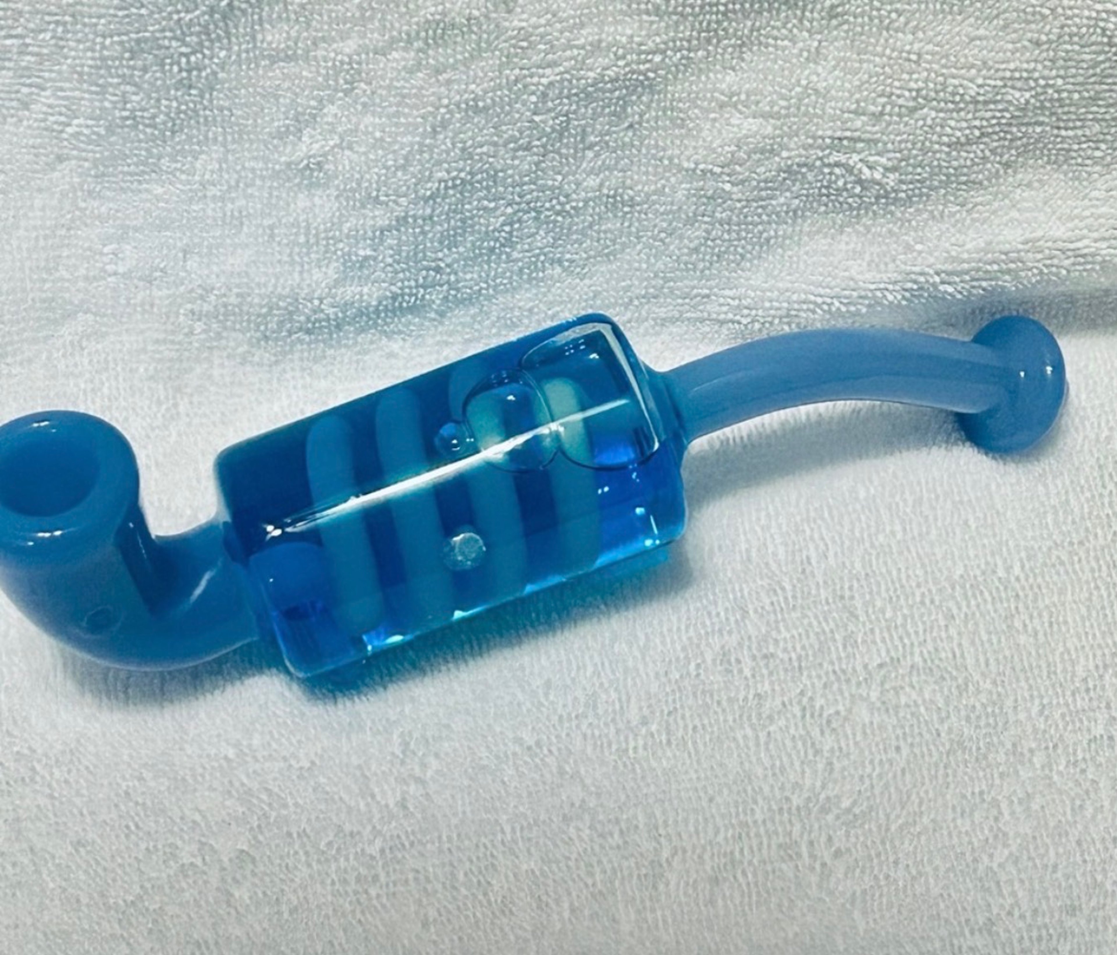 Sherlock Glycerin Swirl Glass Hand Pipe image 0