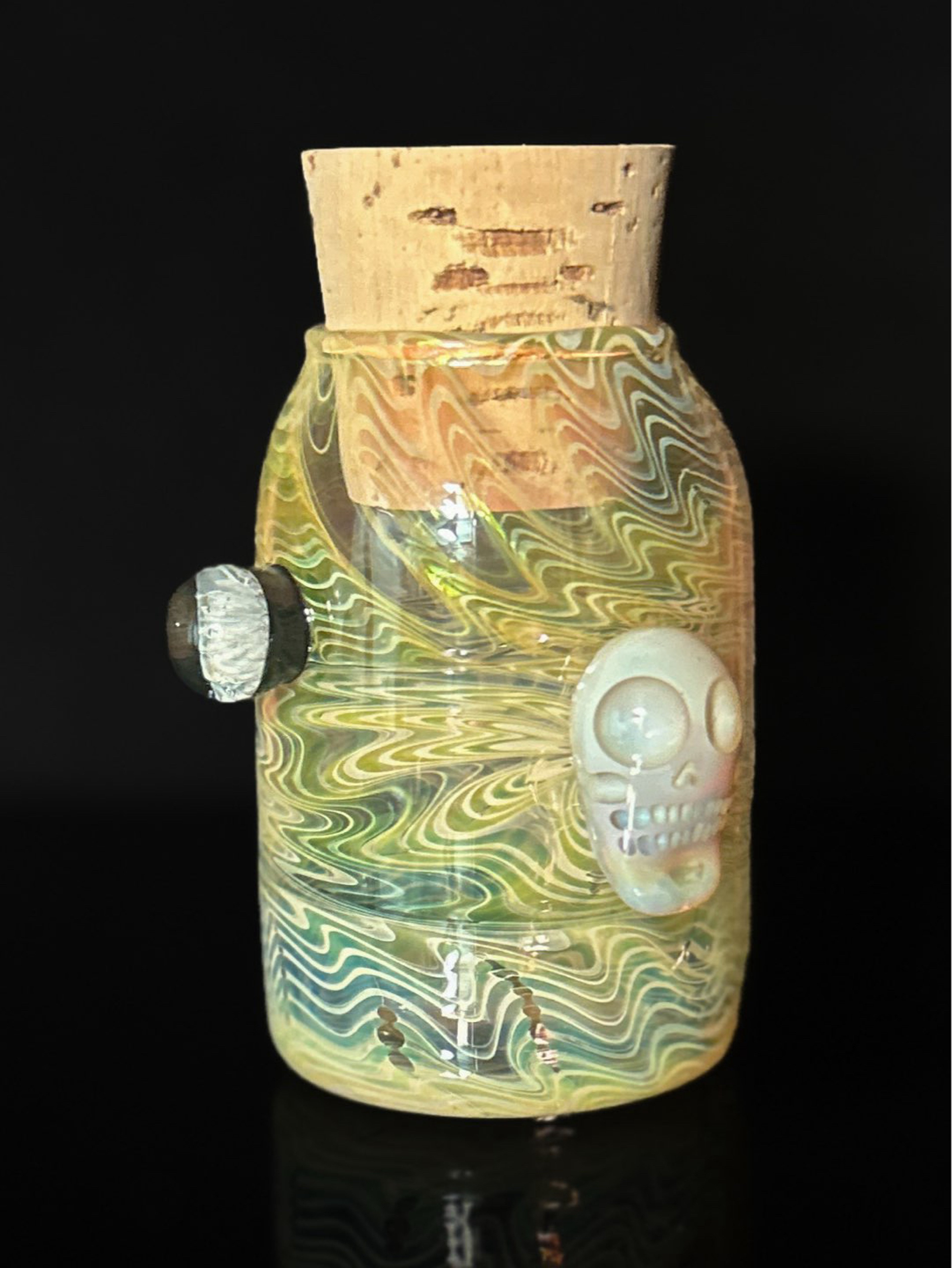 Jar with skull image 0