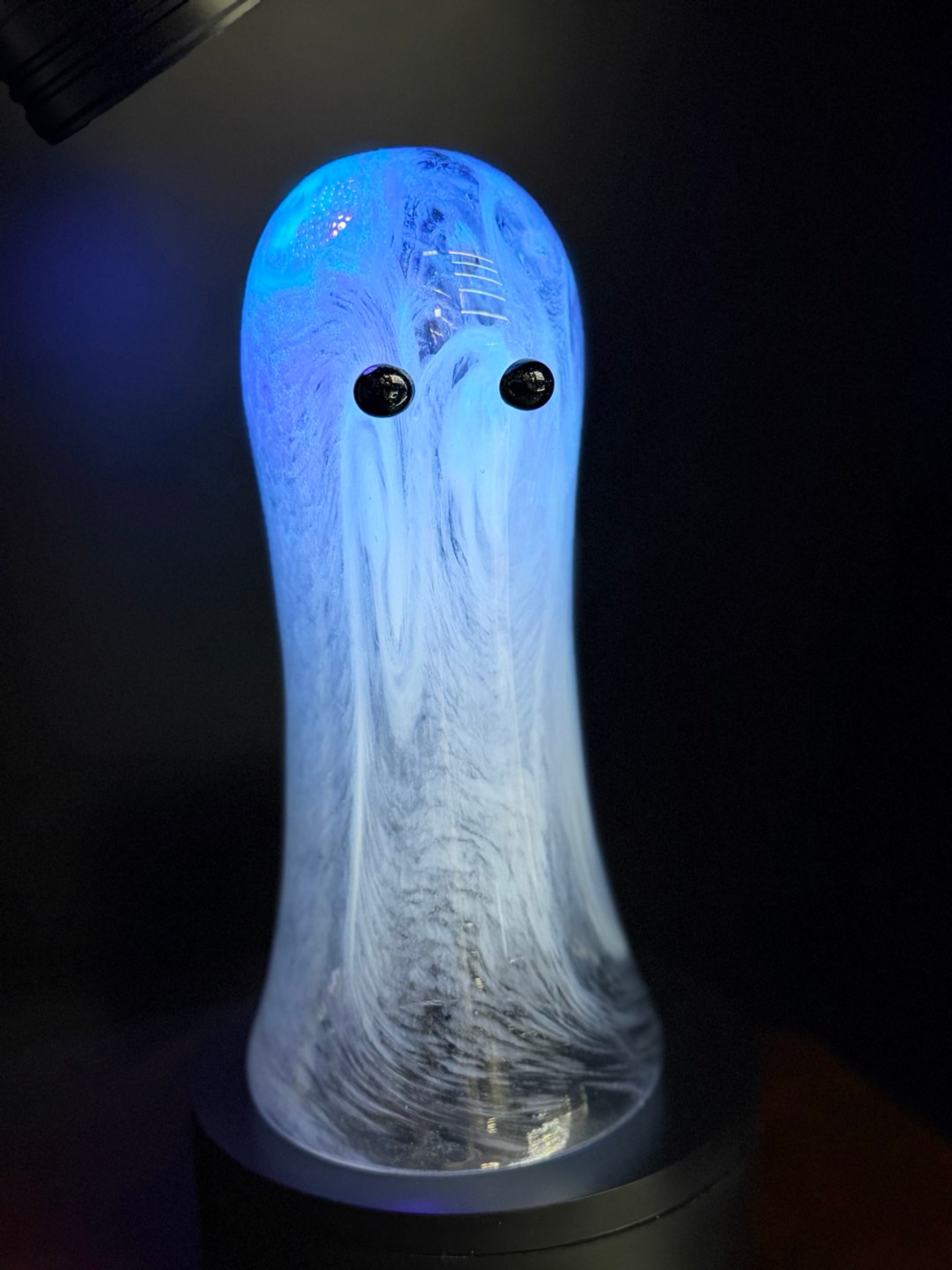 UV glow/charge ghost image 0