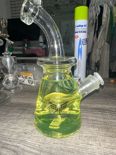 Preview pic of Star wing freeze bong