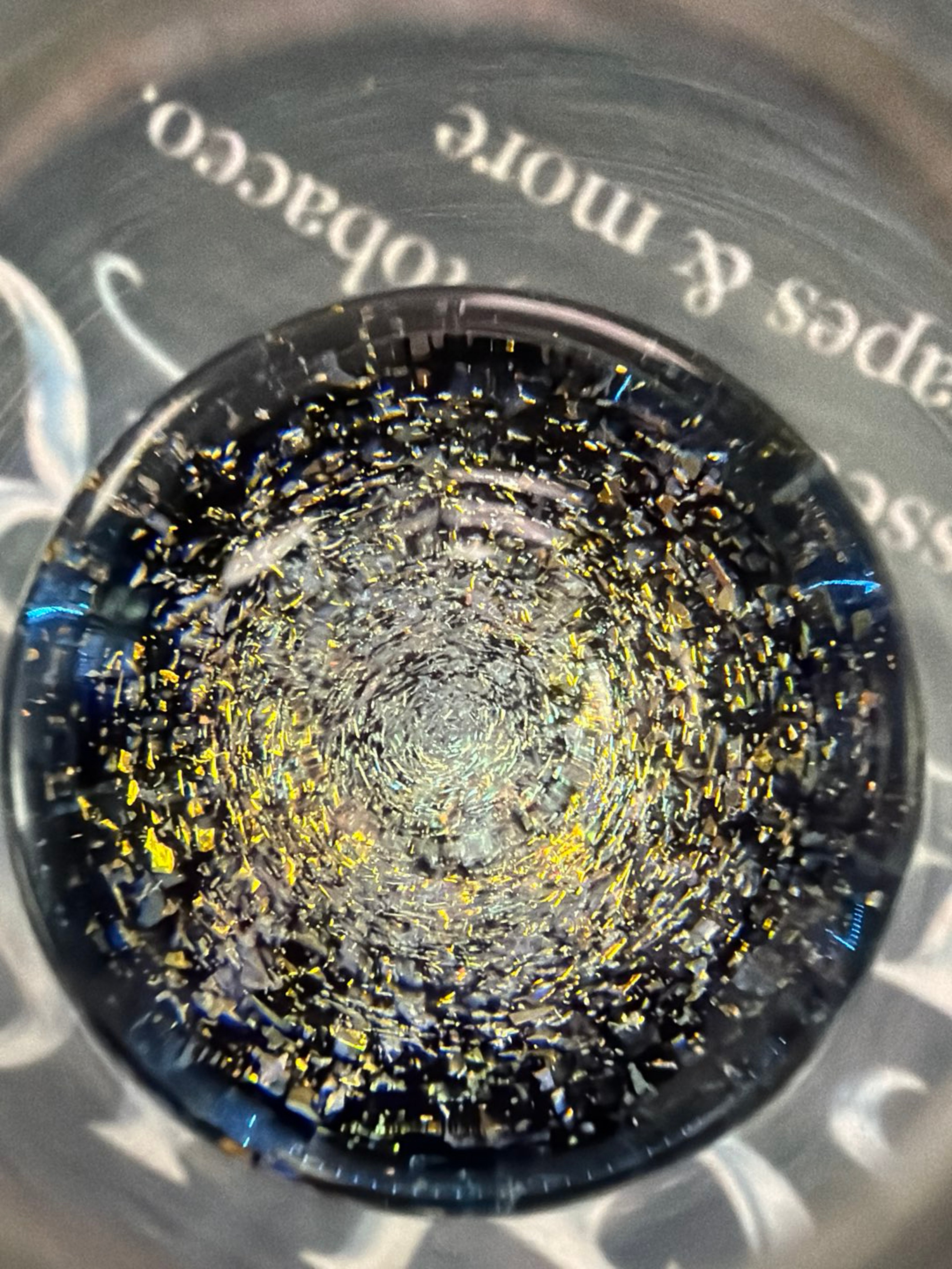Preview pic of Iv glass puffco topper