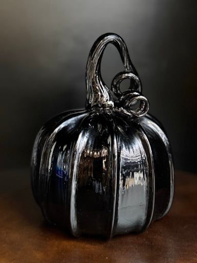 Preview pic of Soft glass pumpkin
