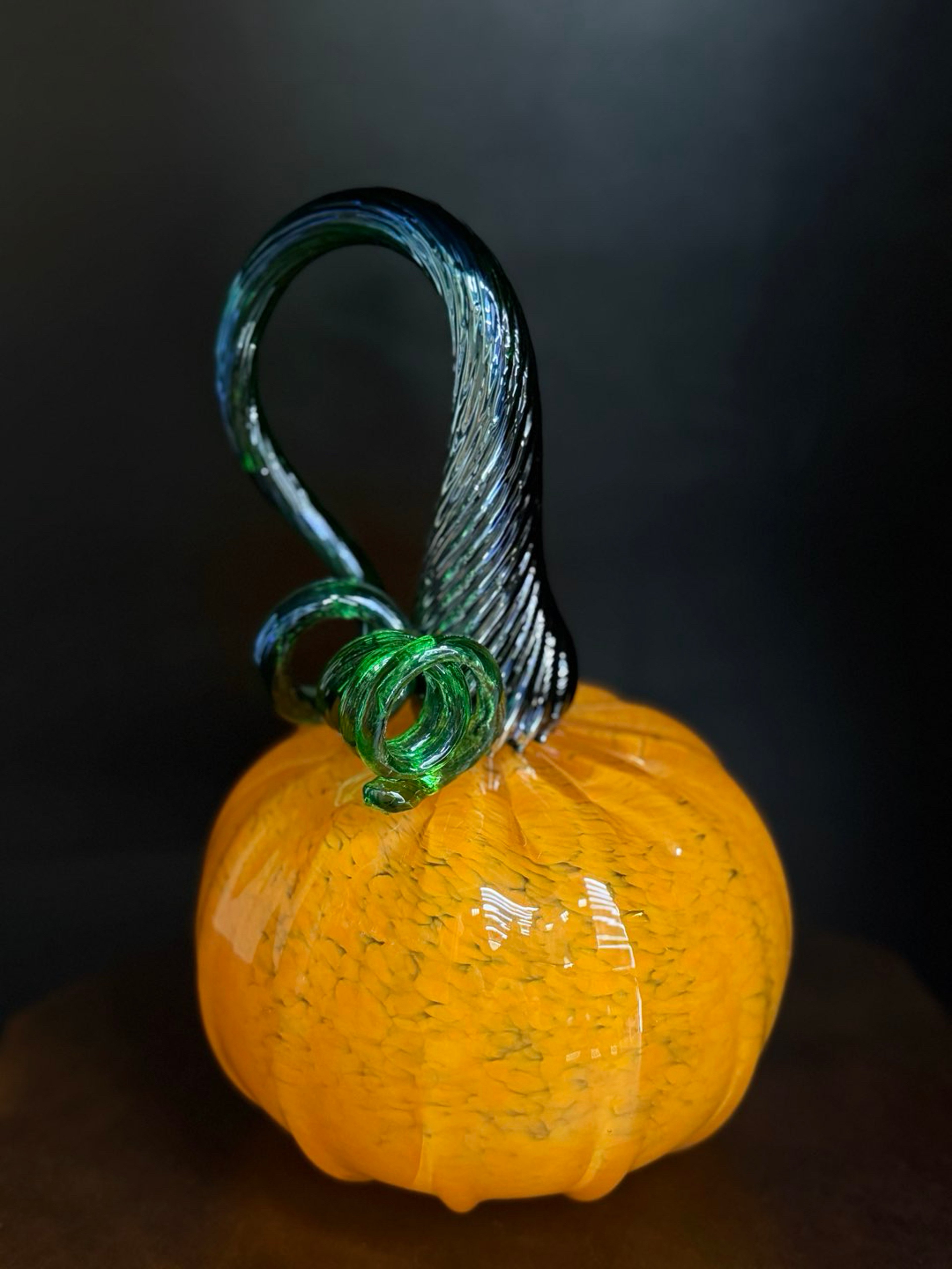 Preview pic of Soft glass pumpkin