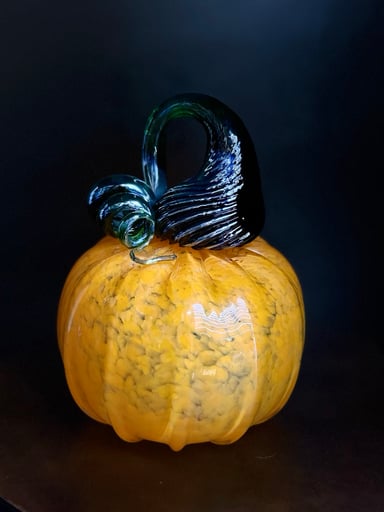 Preview pic of Soft glass pumpkin