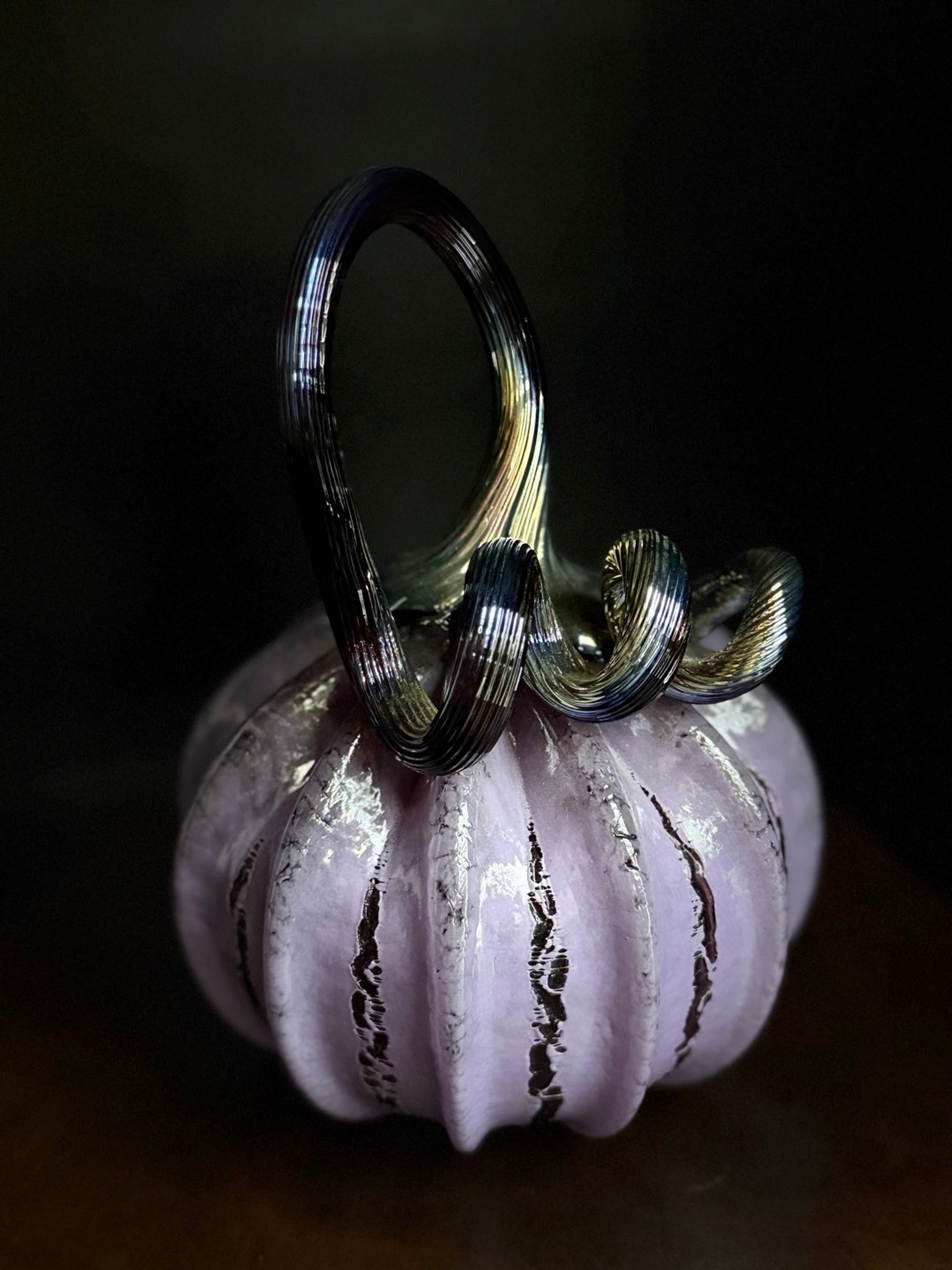 Preview pic of Soft glass pumpkin
