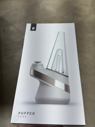 Preview pic of Brand New Puffco Peak – White