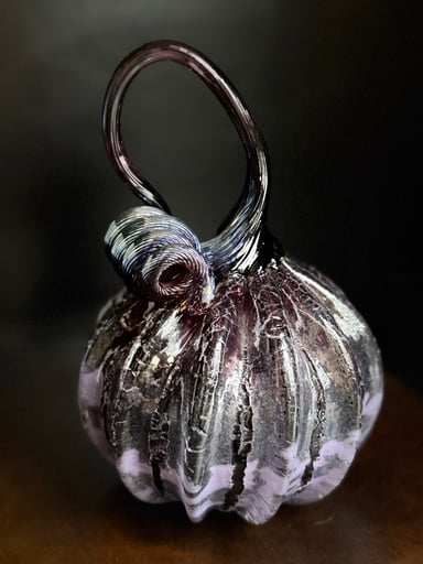 Preview pic of Soft glass pumpkin