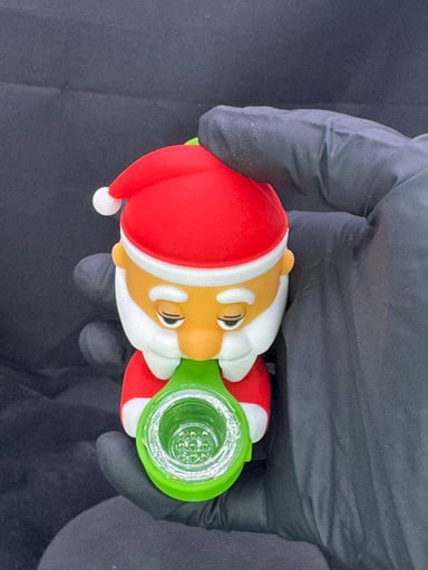 Preview pic of Santa Pipe