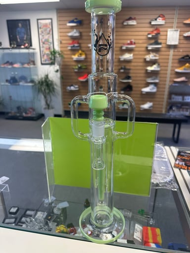 Preview pic of Unique pulsar bong