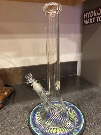 Preview pic of Mighty chalice beaker