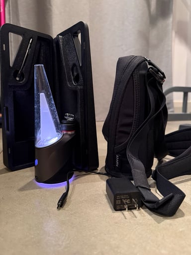 Preview pic of Puffco Peak Pro
