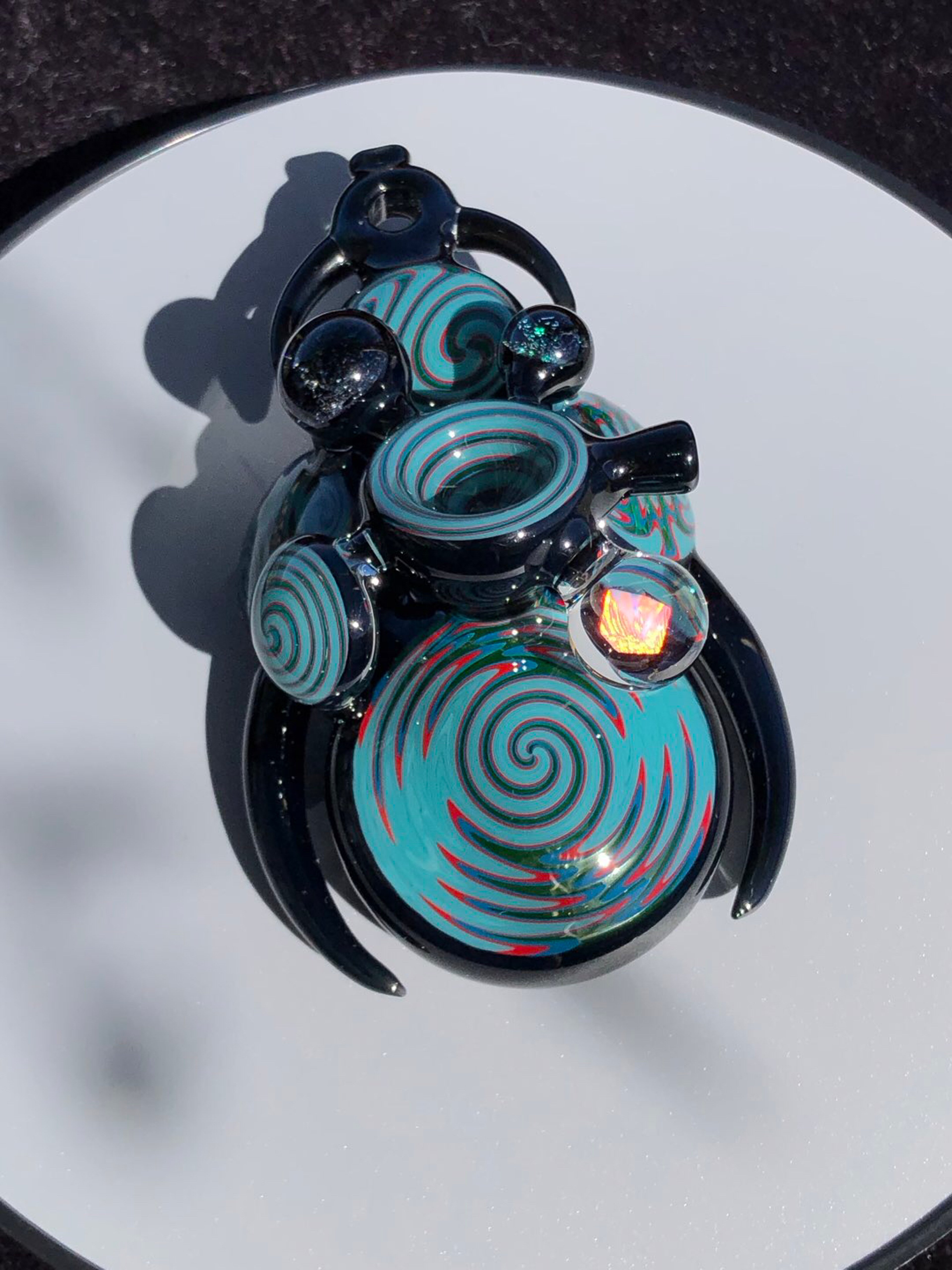 Preview pic of Heady Linework Disc Pipe