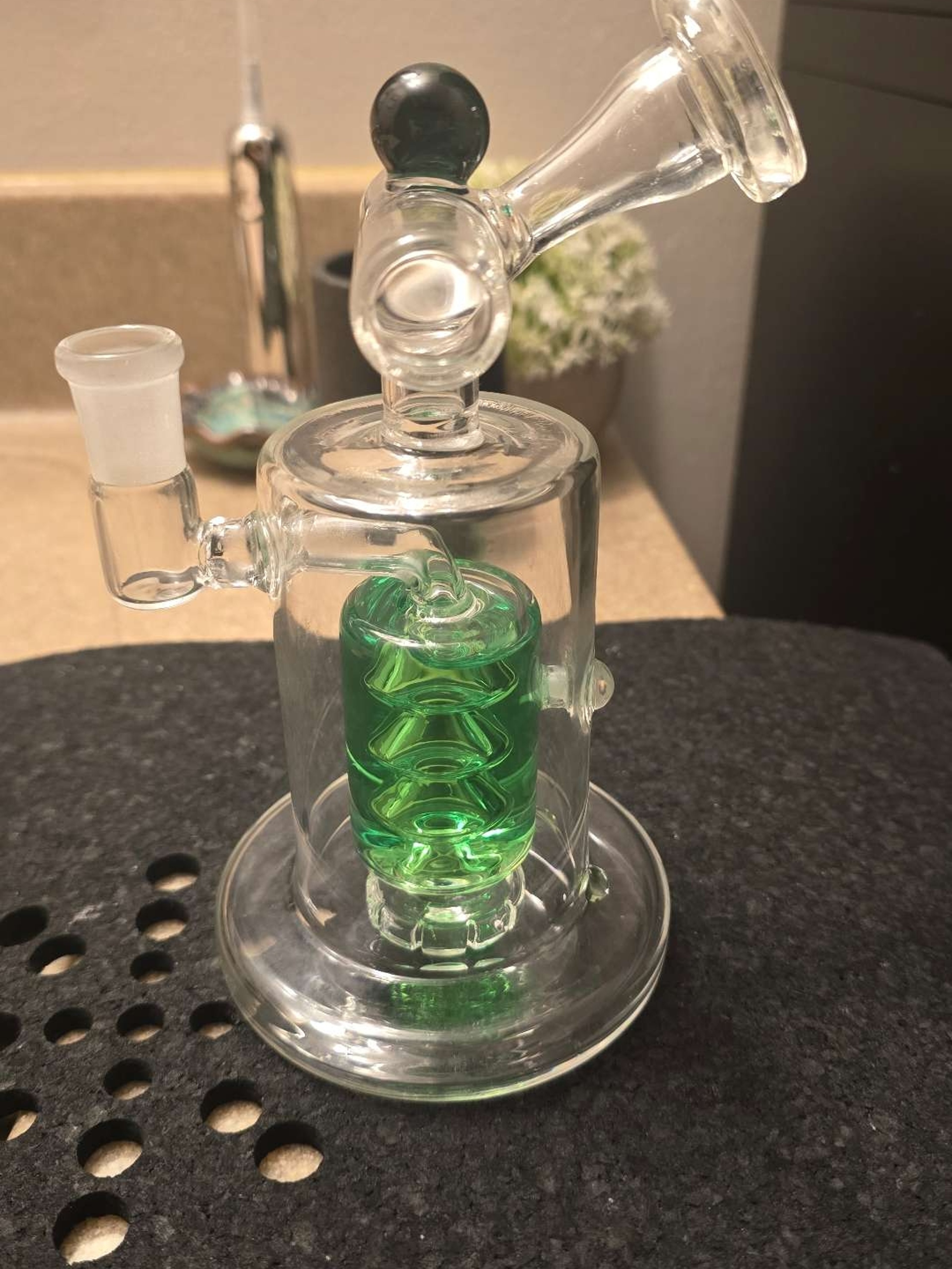 Preview pic of Glycerin Rig.... TINY HOLE @ joint.