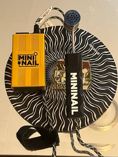 Preview pic of MiniNail Flower Wand Set